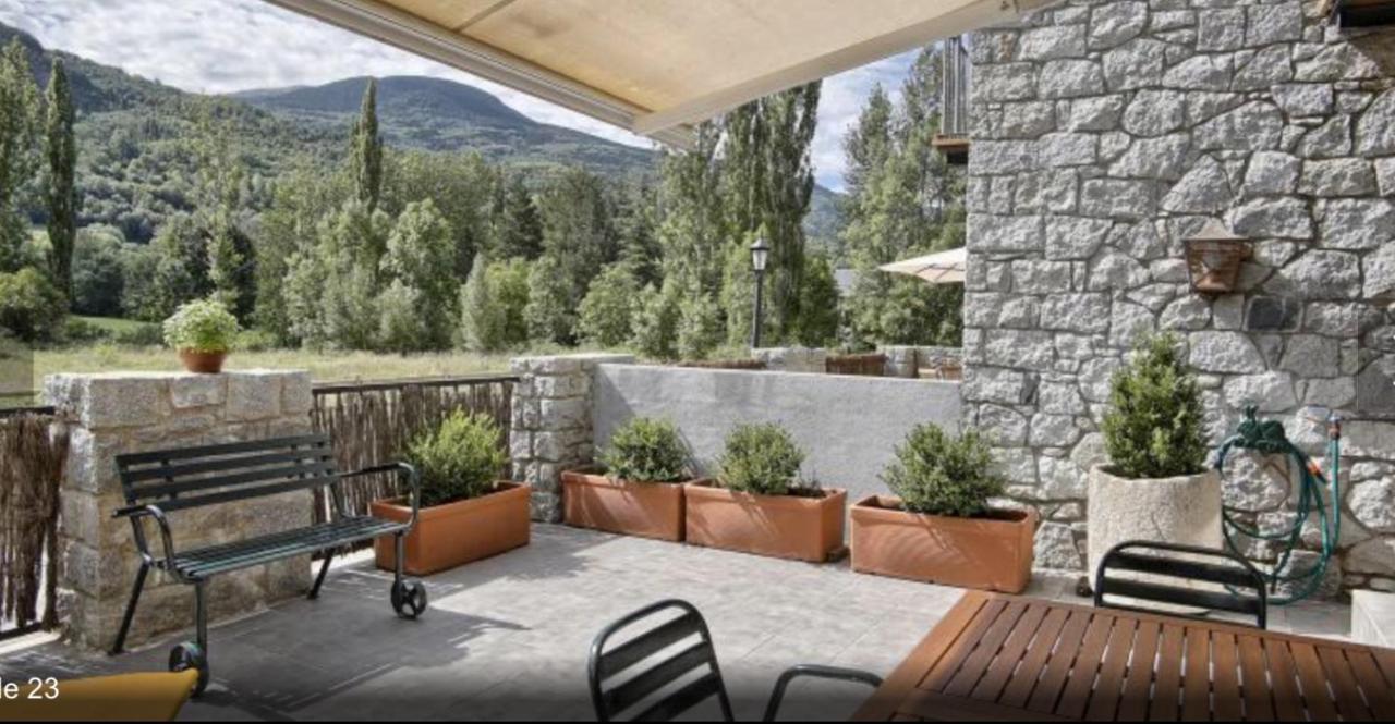 Apartamento Rincon Del Cielo Benasque Bagian luar foto